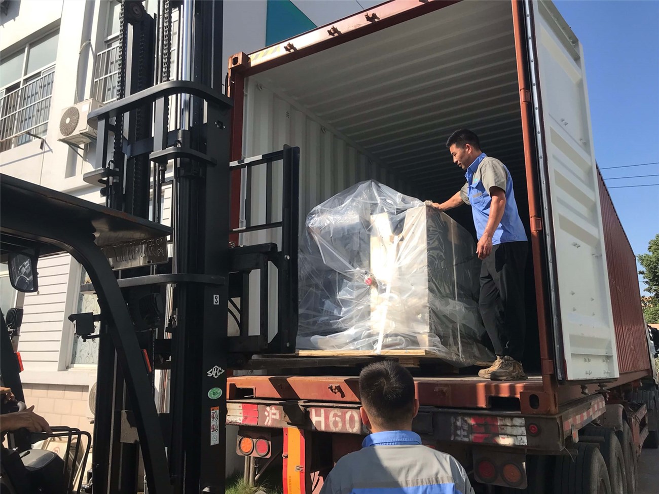 8721760607632634.jpg 微信图片_20251014173447_152_212.jpg